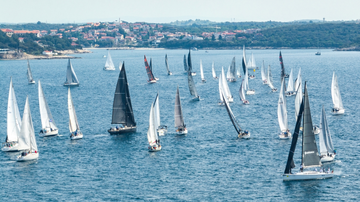 61. Pulska regata •「Krstaši」